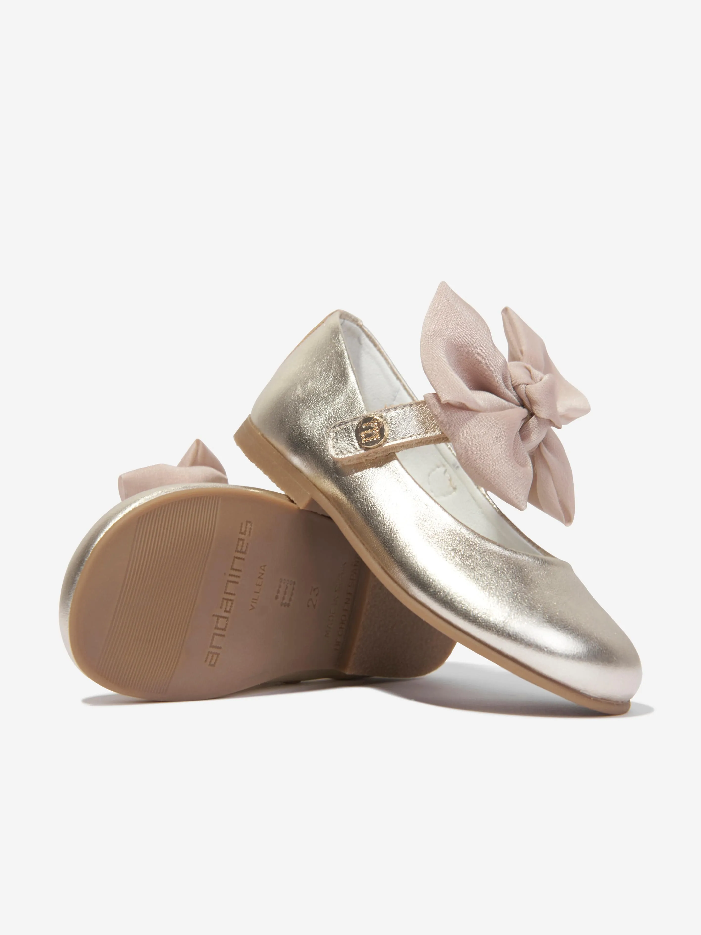 Andanines Girls Leather Bow Shoes in Gold