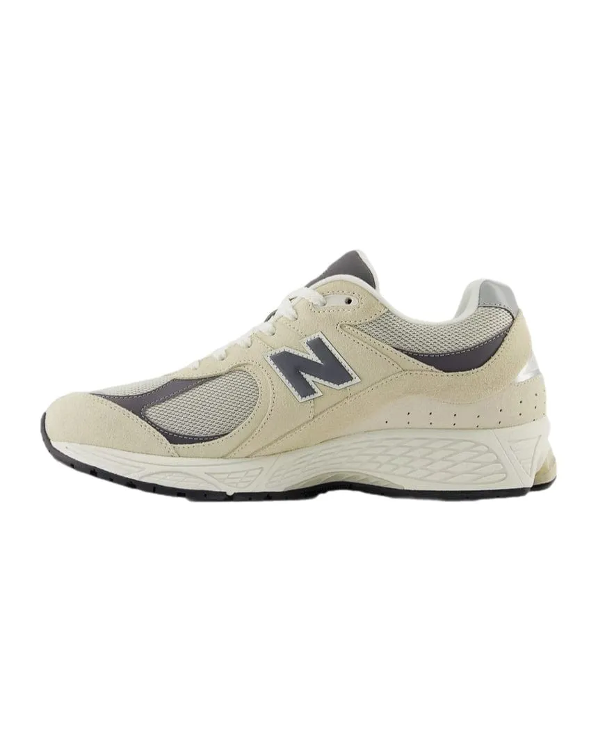 New Balance 2002R - Sandstone / Magnet