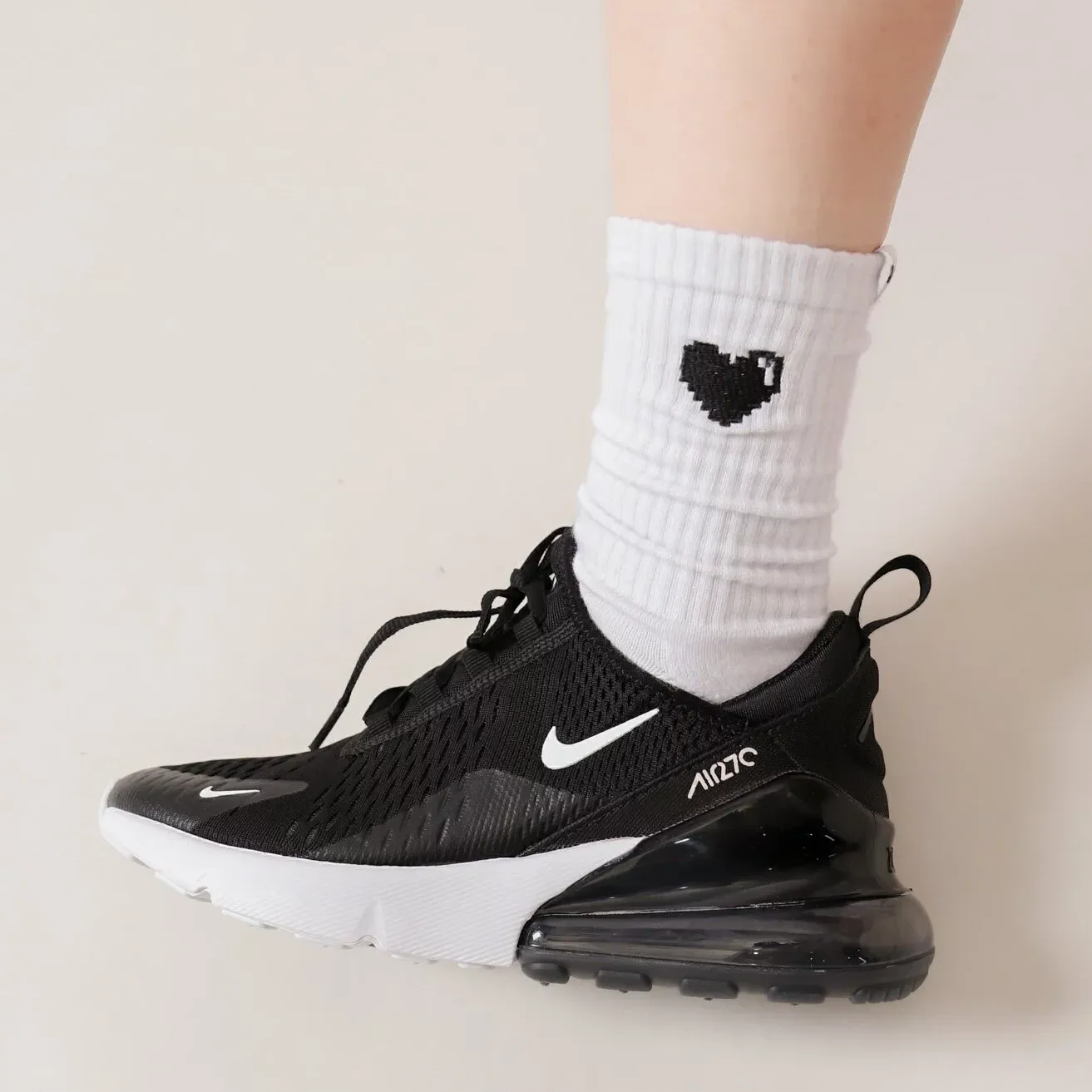 NIKE AIR MAX 270 (Women's) [AH6789-001]