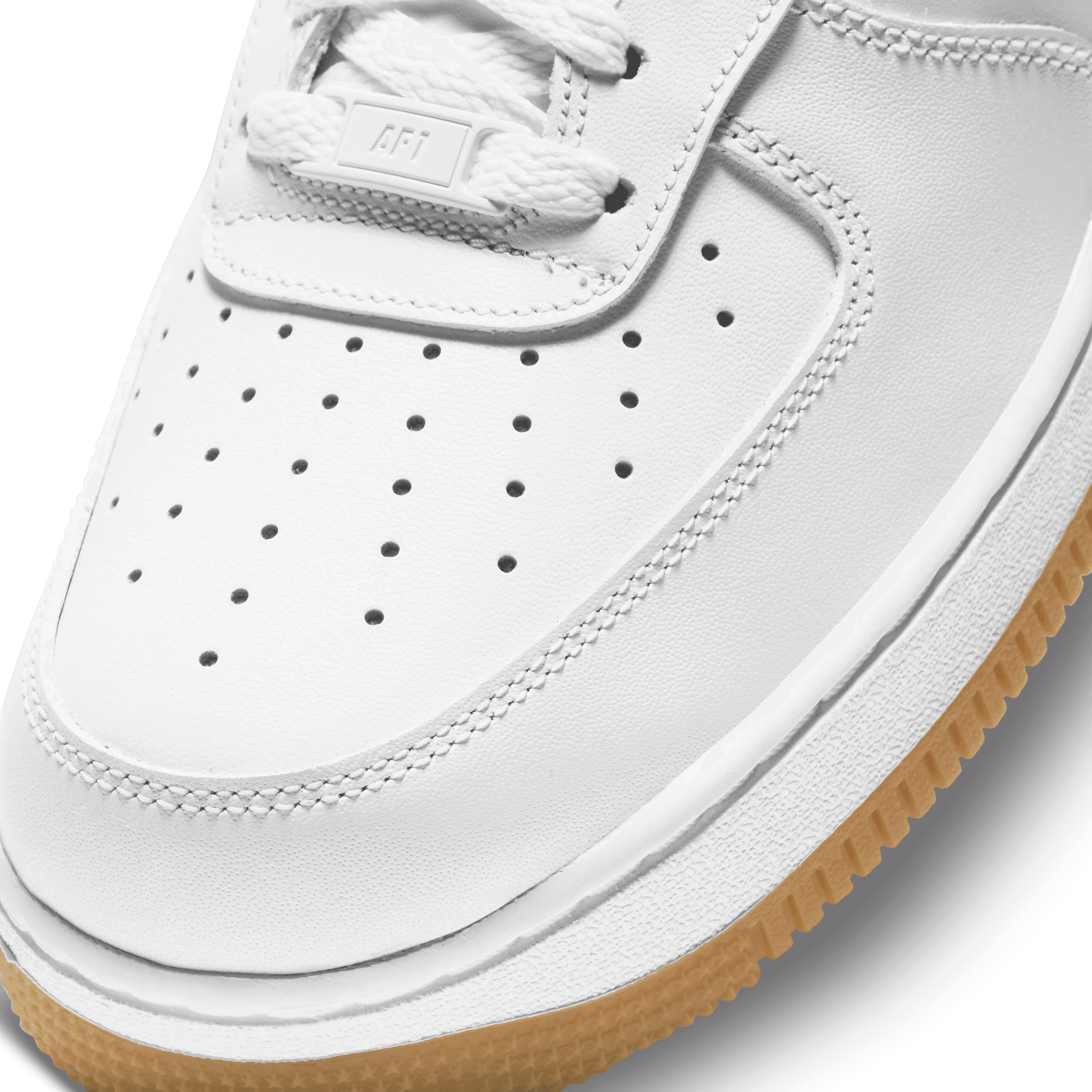 Nike - Men - Air Force 1 '07 - White/Light Brown