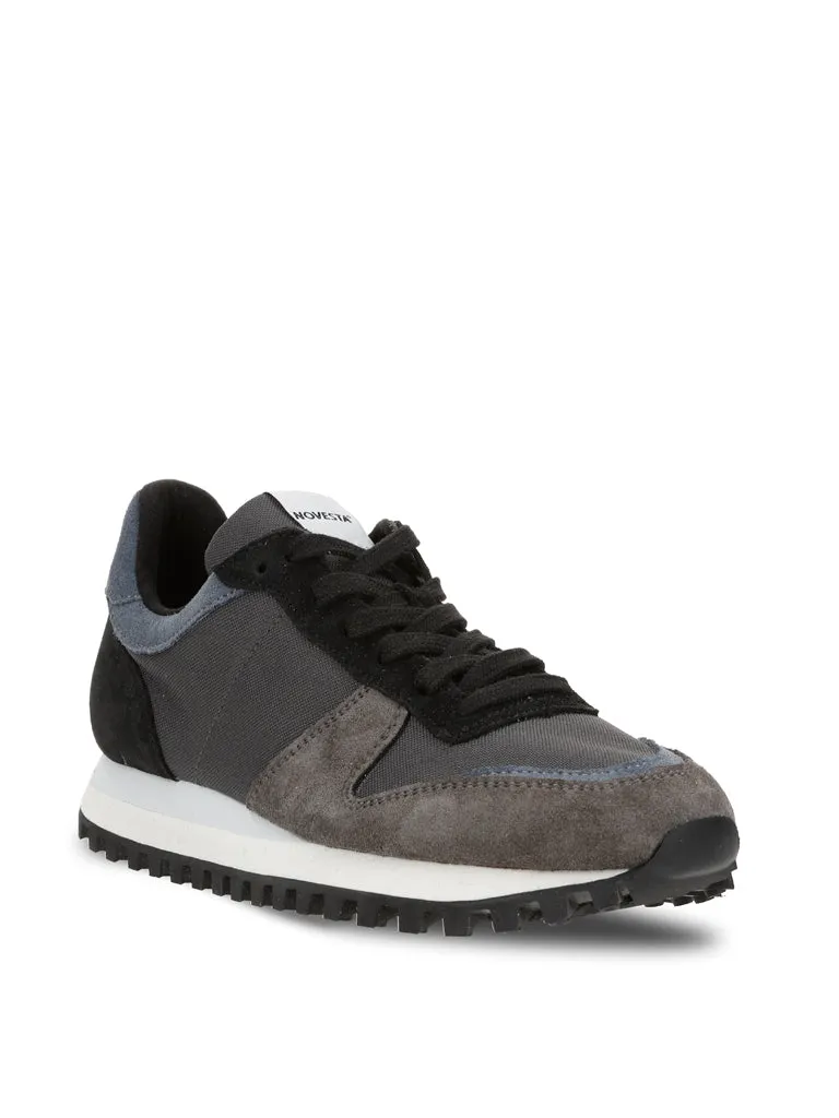 Novesta Marathon Trail Trainers in Charcoal Grey