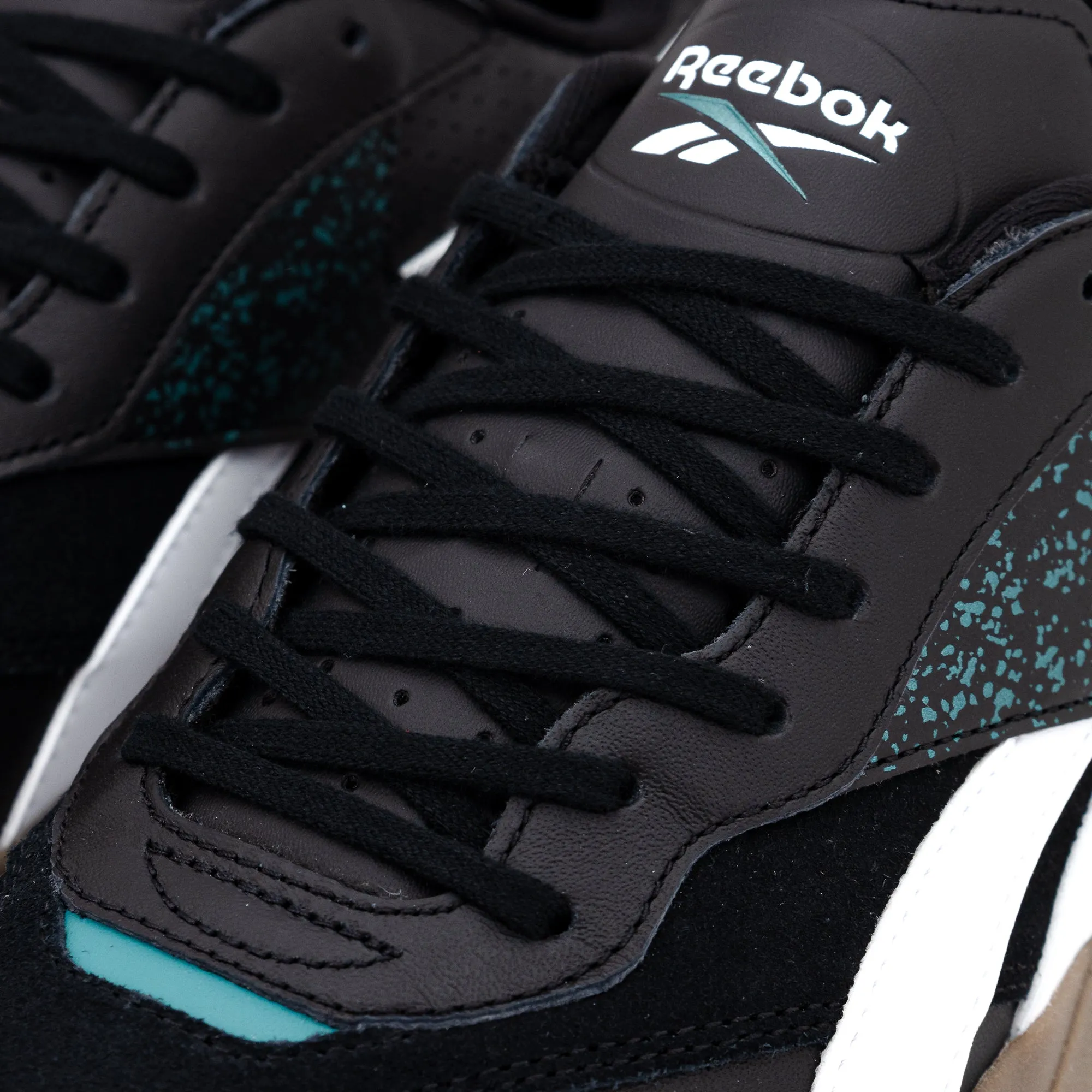 Reebok Hammer Street Black/White/Gum 100202328