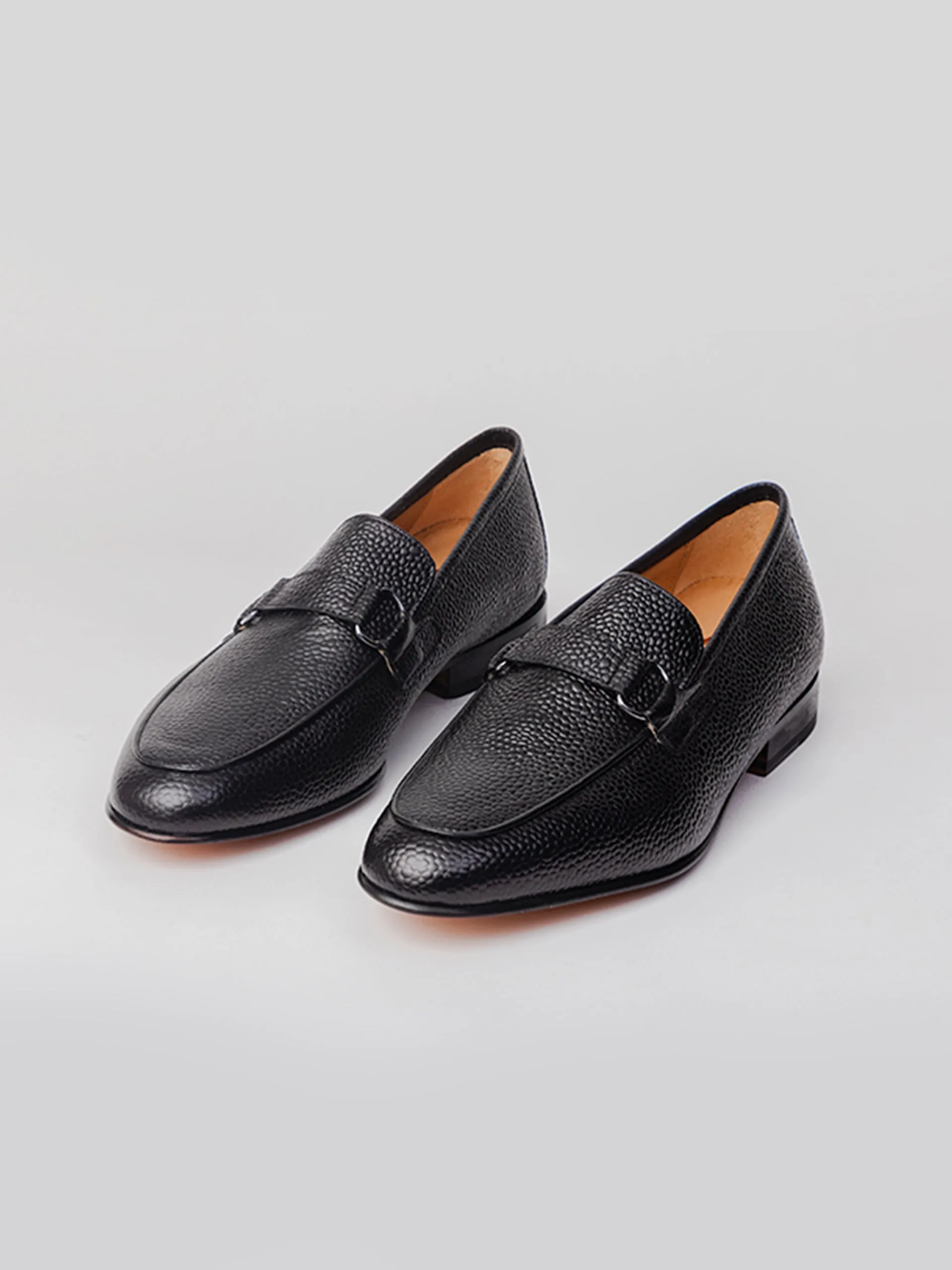 Rhodes Loafer - Pebble Grain Black