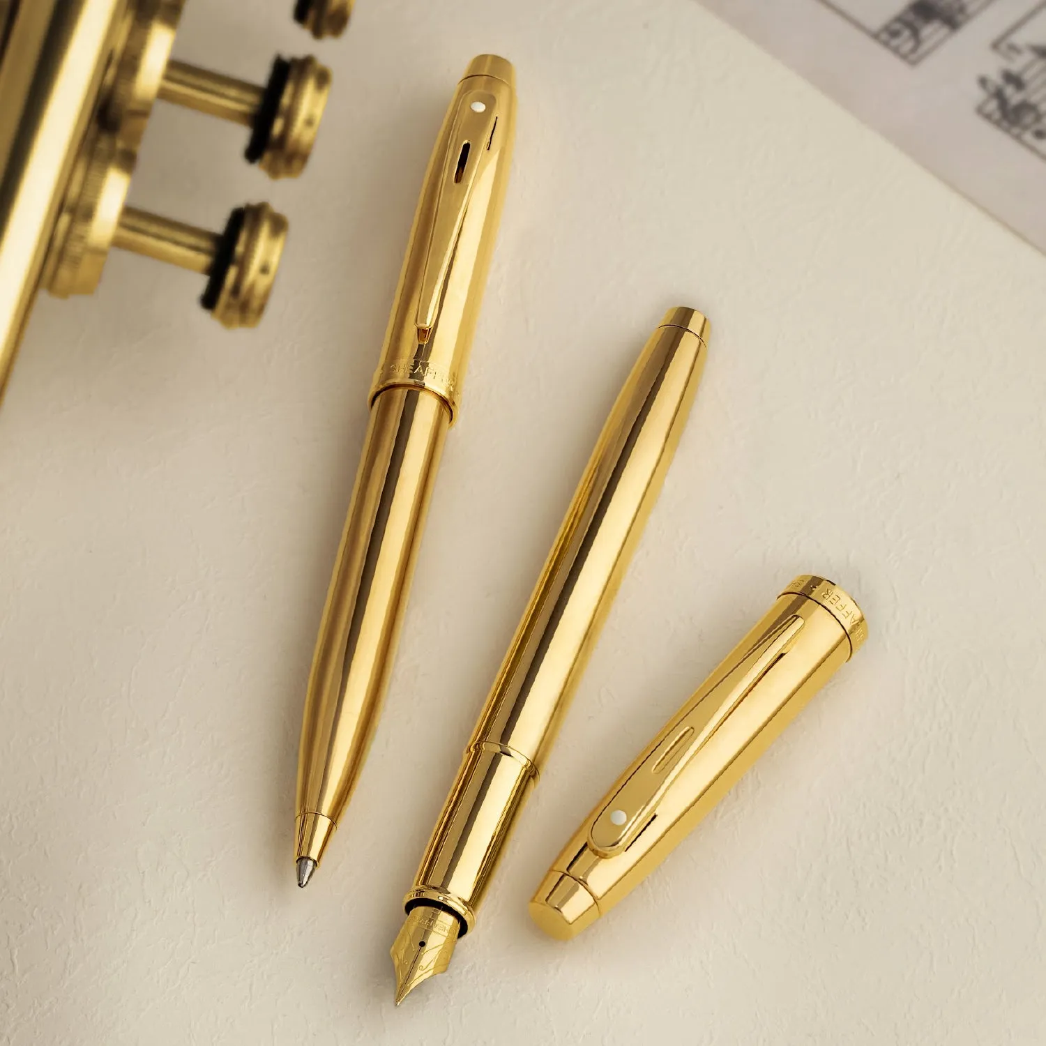 Sheaffer® 100 9372 Glossy PVD Gold Fountain Pen With PVD Gold Trim - Medium