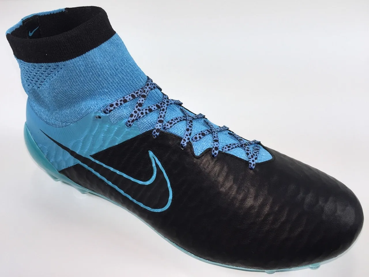 SR4U Laces Light Blue Premium