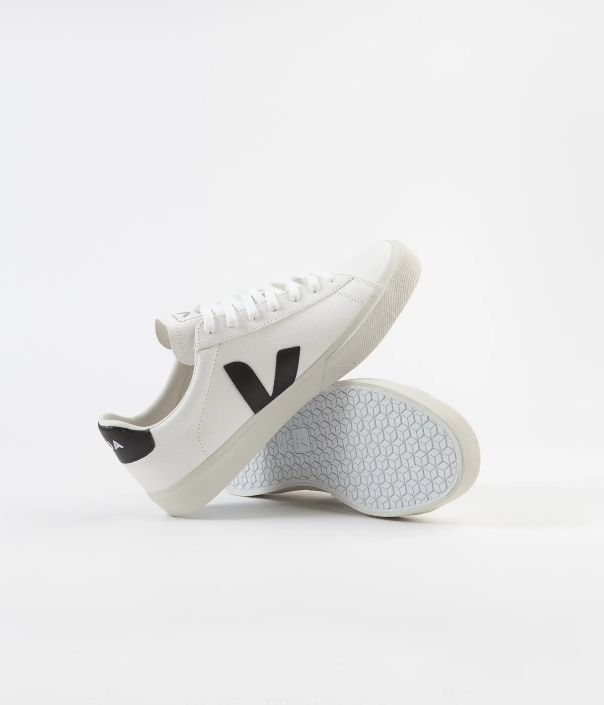 Veja Campo CWL Shoes - White / Black